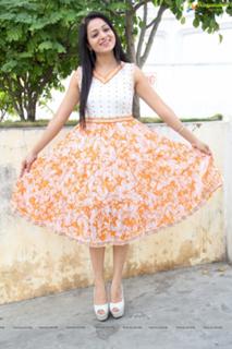 Reshma feet photo 8