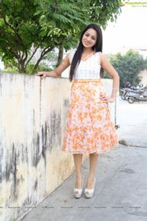 Reshma feet photo 7