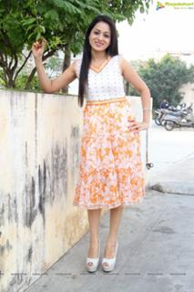 Reshma feet photo 6