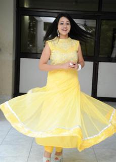 Reshma feet photo 12