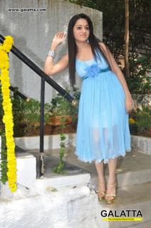 Reshma feet photo 11