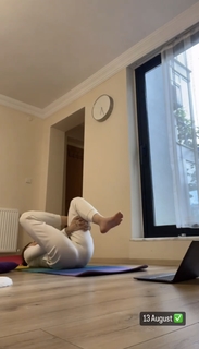 Reyhaneh Parsa feet photo thumbnail