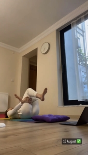 Reyhaneh Parsa feet photo thumbnail