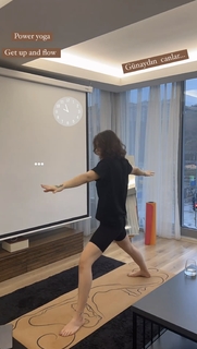 Reyhaneh Parsa feet photo thumbnail