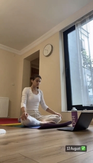 Reyhaneh Parsa feet photo thumbnail