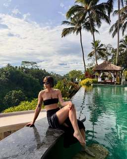 Reyhaneh Parsa feet photo thumbnail