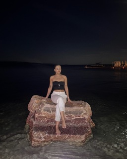 Reyhaneh Parsa feet photo thumbnail