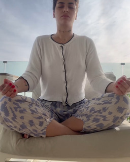 Reyhaneh Parsa feet photo thumbnail