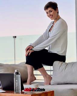 Reyhaneh Parsa feet photo thumbnail