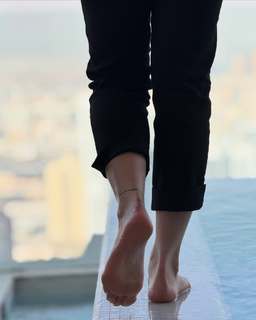 Reyhaneh Parsa feet photo thumbnail