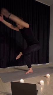 Reyhaneh Parsa feet photo thumbnail