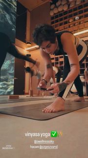 Reyhaneh Parsa feet photo thumbnail