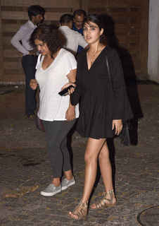 Rhea Chakraborty feet photo thumbnail