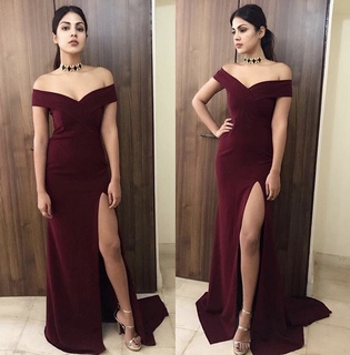 Rhea Chakraborty feet photo thumbnail