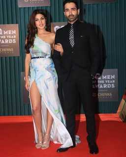 Rhea Chakraborty feet photo thumbnail