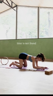 Rhea Chakraborty feet photo thumbnail