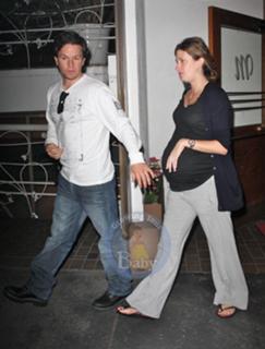 Rhea Durham feet photo 2