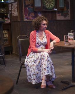 Rhea Perlman feet photo 9