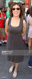 Rhea Perlman feet photo 6