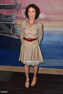 Rhea Perlman feet photo 20
