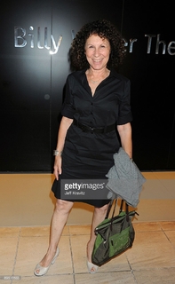 Rhea Perlman feet photo 10