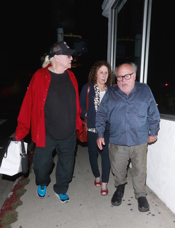 Rhea Perlman feet photo 5