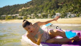 Rhiannon Fish feet photo thumbnail