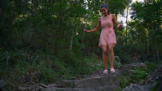 Rhiannon Fish feet photo thumbnail