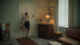 Rhiannon Fish feet photo thumbnail