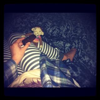 Rhona Mitra feet photo thumbnail
