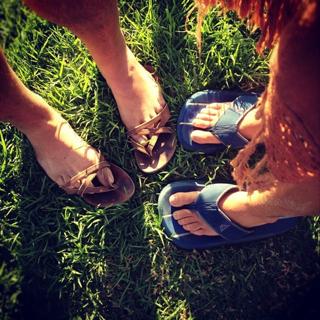 Rhona Mitra feet photo thumbnail