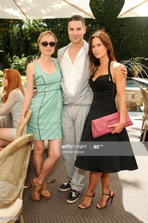 Rhona Mitra feet photo thumbnail