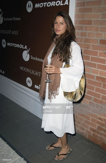 Rhona Mitra feet photo thumbnail