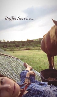 Rhona Mitra feet photo thumbnail