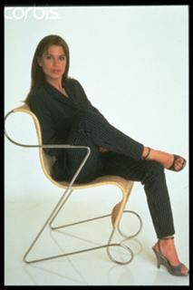 Rhona Mitra feet photo thumbnail