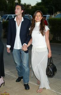 Rhona Mitra feet photo thumbnail
