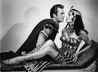 Rhonda Fleming feet photo 13