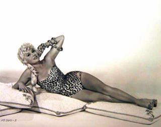 Rhonda Fleming feet photo 14