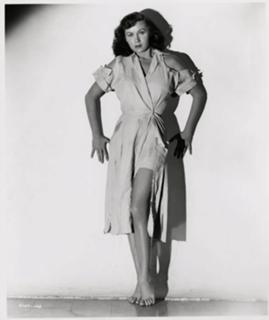 Rhonda Fleming feet photo 13