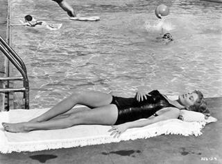 Rhonda Fleming feet photo 8