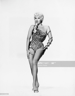 Rhonda Fleming feet photo 15