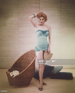 Rhonda Fleming feet photo 13