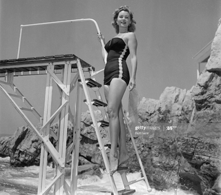Rhonda Fleming feet photo 12