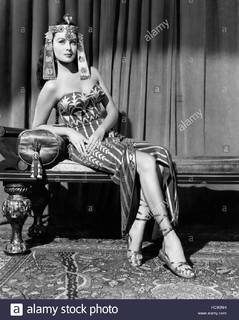 Rhonda Fleming feet photo 3