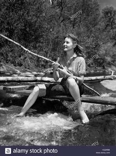 Rhonda Fleming feet photo 19