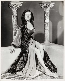 Rhonda Fleming feet photo 10