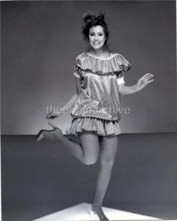 Rhonda Shear feet photo thumbnail