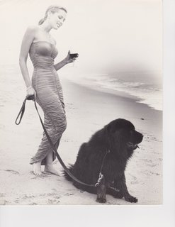 Rhonda Shear feet photo thumbnail