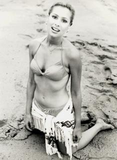 Rhonda Shear feet photo thumbnail