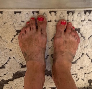 Rhonda Vincent feet photo 6